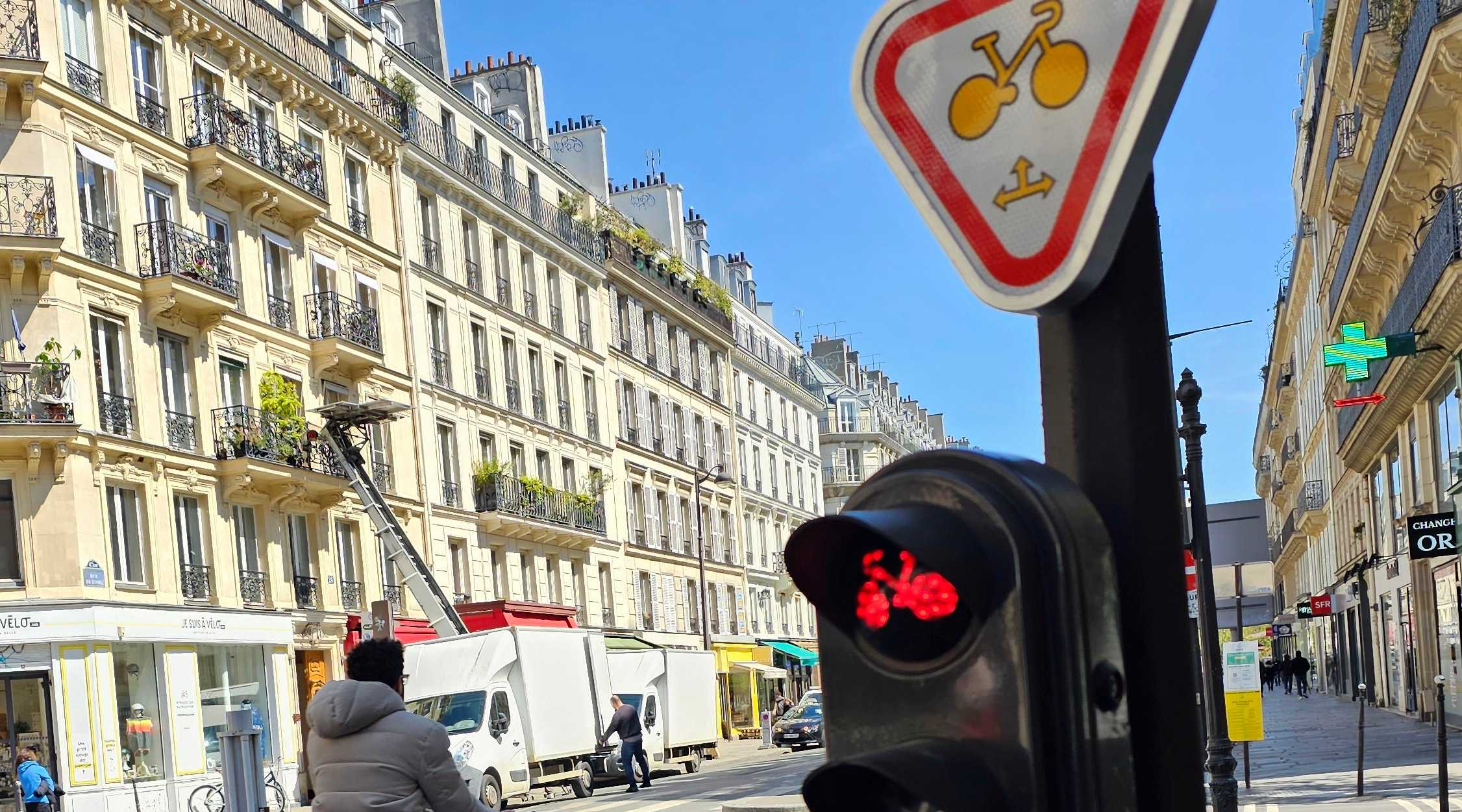 Généraliser le panneau M12 au grand format